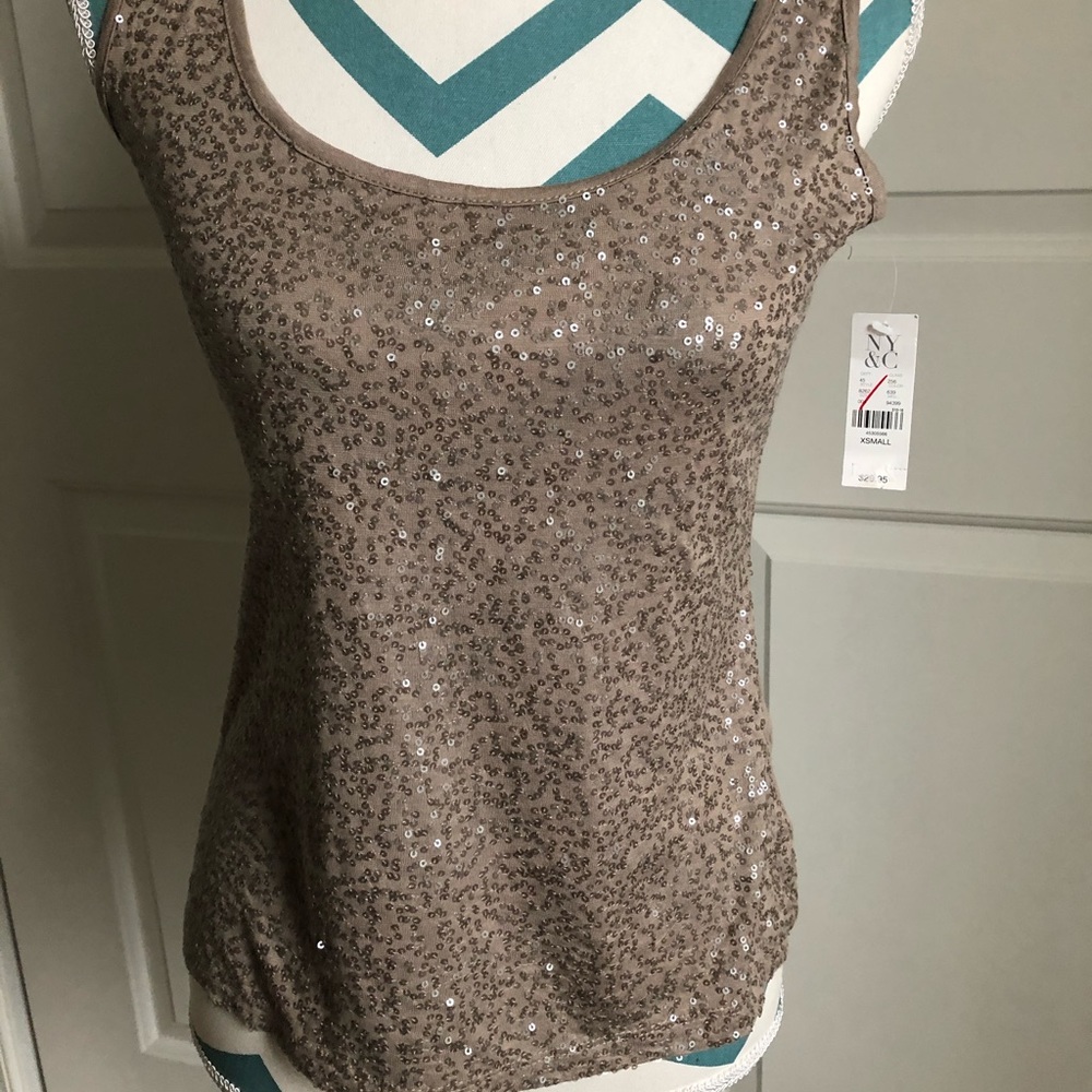 NWT Sequined shirt XS, fits sz 0-4